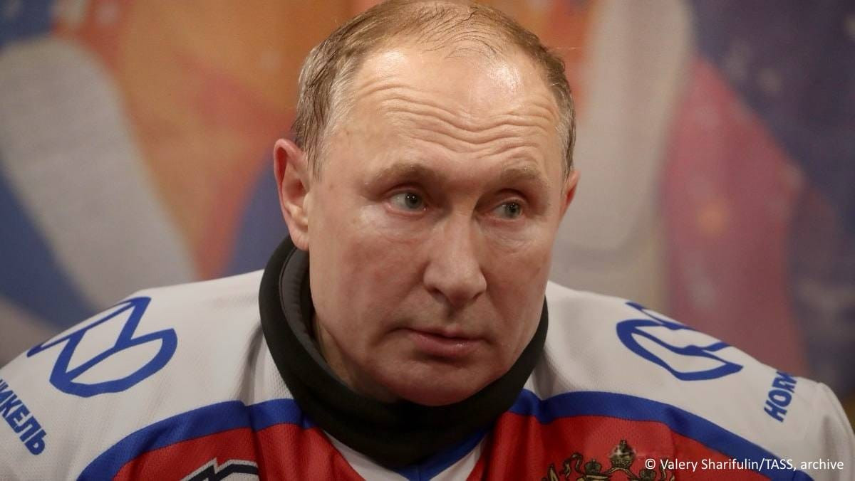 Peskov: Putin hələ də xokkey oynayır