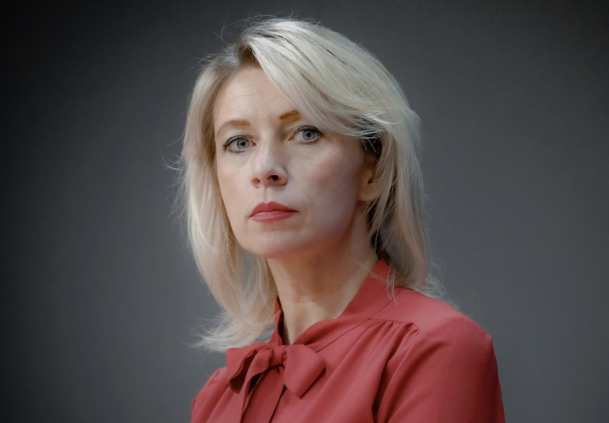 Zaxarova: Qərb danışıqlardan müharibəyə hazırlıq üçün istifadə edir