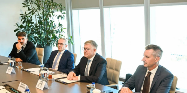 Azərbaycan və Çexiya arasında aqrar-sənaye sahəsində əməkdaşlıq müzakirə olunub
