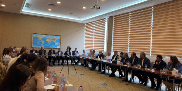 "Milli mətbuatın missiyası və müasir dövrün çağırışları" mövzusunda konfrans keçirildi