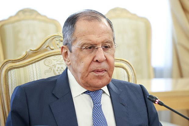 Lavrov: Rusiya İrana silah vermir