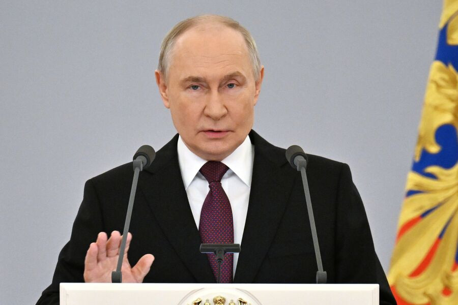 Putin: Rusiyanın yanacaq bazarındakı çətinliklər müvəqqətidir