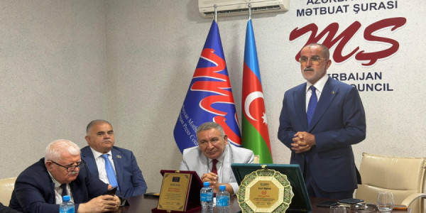 Mətbuat Şurasında Rauf Arifoğlunun 60 illik yubileyi ilə bağlı toplantı keçirilib