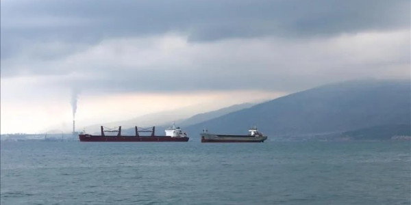 Ukrayna limanlarına gəmi axını artıq kəsilib