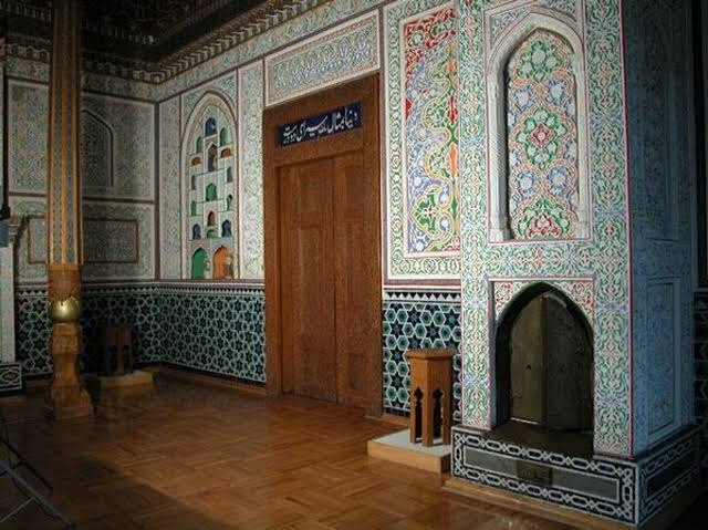 Özbəkistan muzeylərindən yüzlərlə eksponat yoxa çıxıb