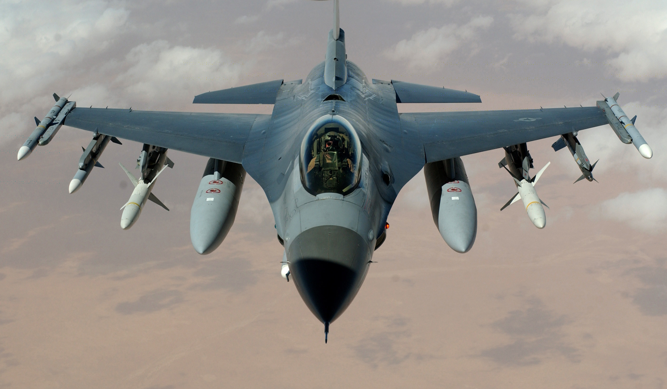 Rumıniya səmasında təhlükə: NATO qırıcıları havaya qaldırılıb