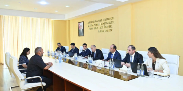Emin Əmrullayev Saatlıda vətəndaşları qəbul edib