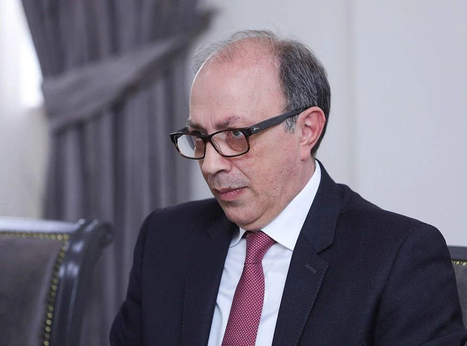 Keçmiş XİN rəhbərinin məqaləsi: Ermənistan üç strateji böhran arasında