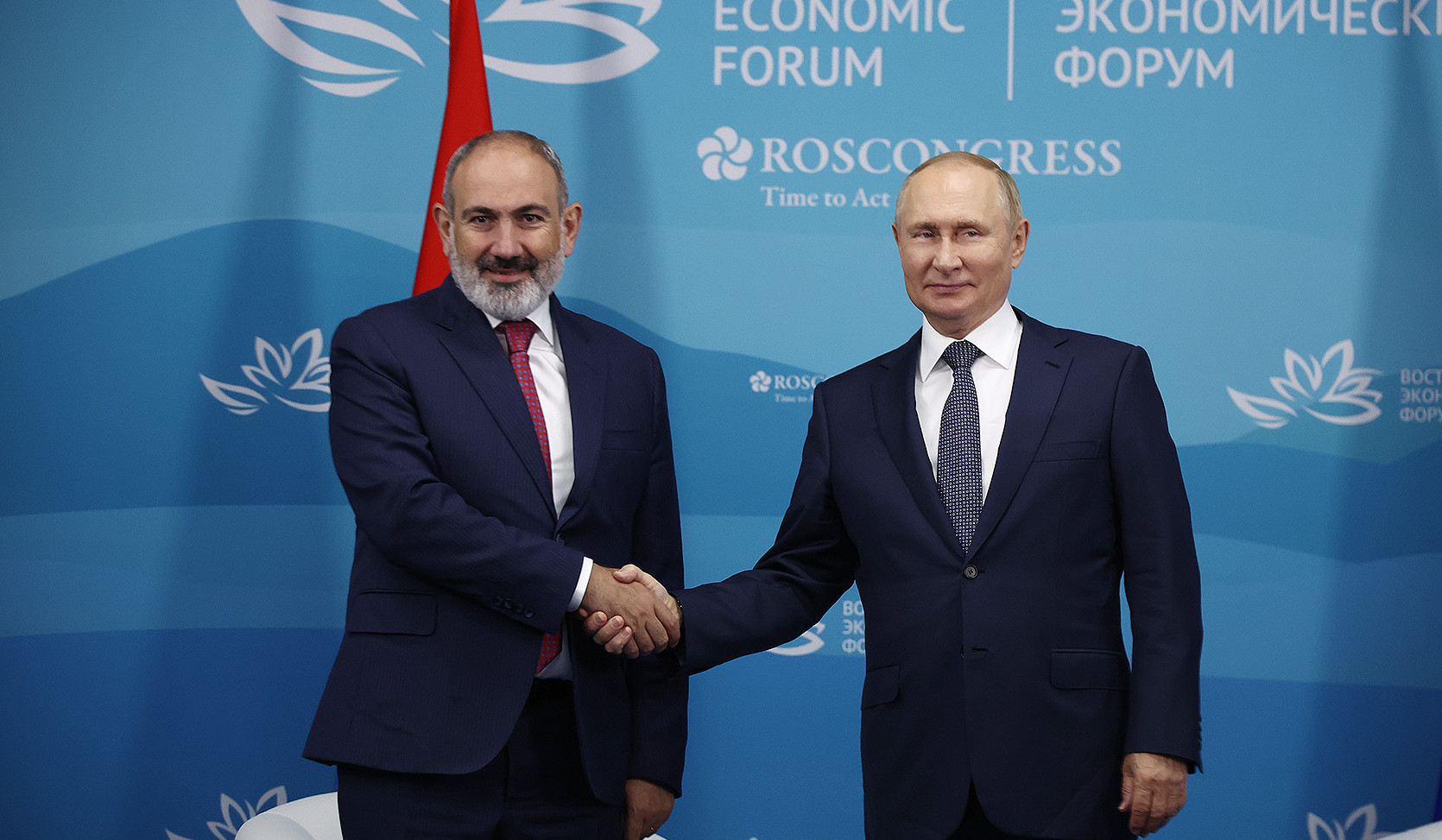 Paşinyan və Putin Ermənistan-Rusiya iqtisadi əlaqələrini müzakirə edib