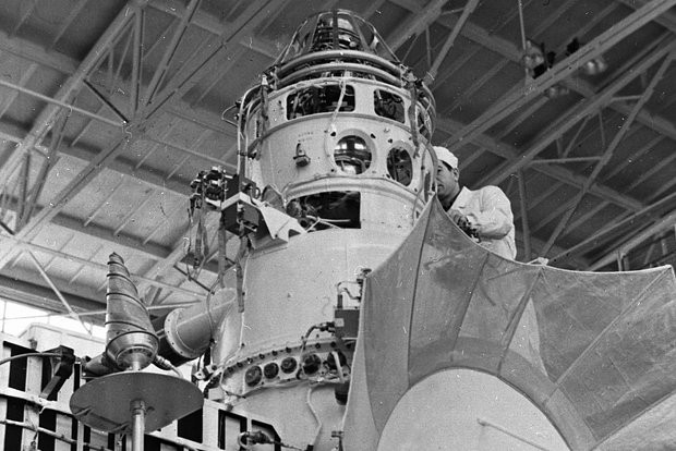 Sovetin "Kosmos-482" kapsulu Yerə bütöv düşmüş ola bilər
