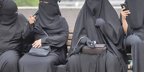Azərbaycanda çarşabla gəzmək qadağan edilə bilərmi?
