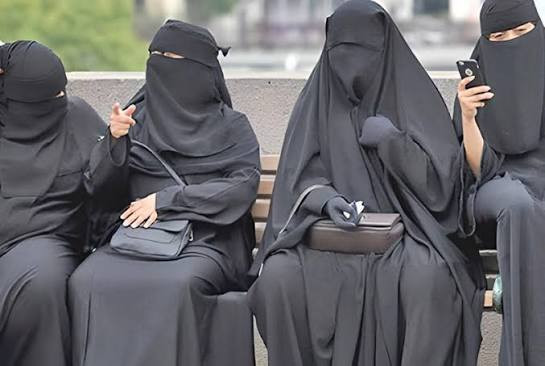 Azərbaycanda çarşabla gəzmək qadağan edilə bilərmi?