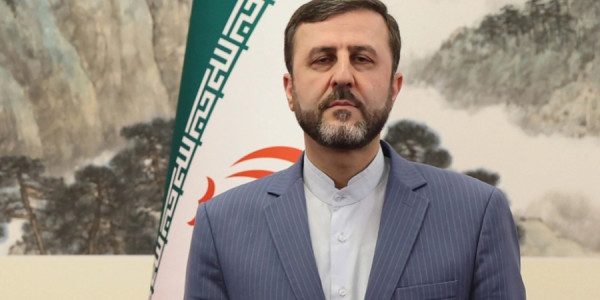 İran:  Heç vaxt ABŞ-dən danışıqlar və atəşkəs tələb etməmişik