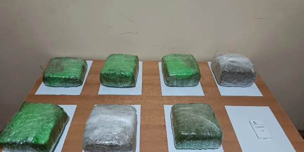 İrandan Azərbaycana 8 kiloqrama yaxın narkotikin keçirilməsinin qarşısı alınıb