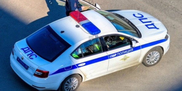 Rusiyada DYP avtomobillərindən təbliğat üçün istifadə edir