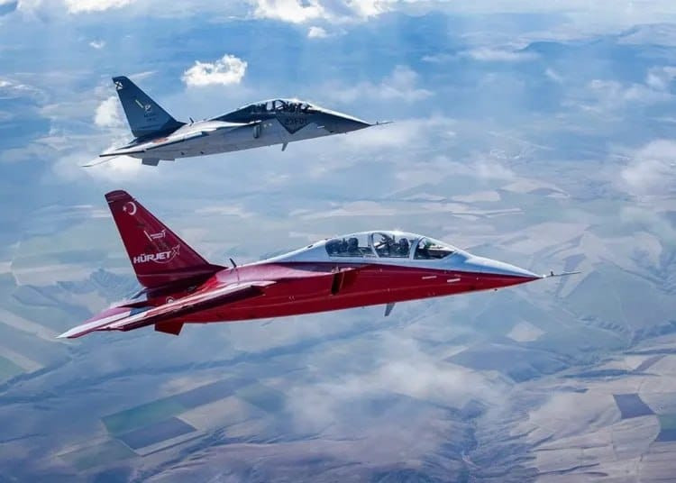 “HÜRJET” Britaniyanın təlim təyyarəsi proqramında yarışacaq