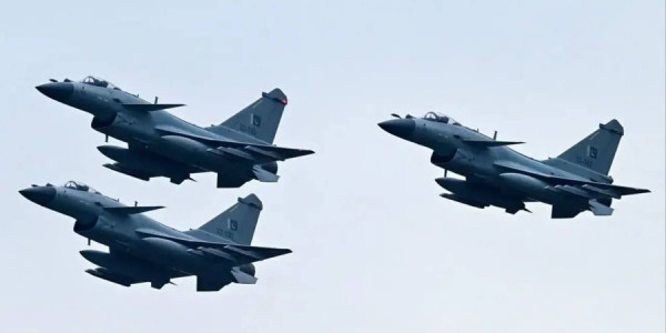 Rusiyanın regiondakı silah bazarına zərbə: Özbəkistan Çinə üz tutur