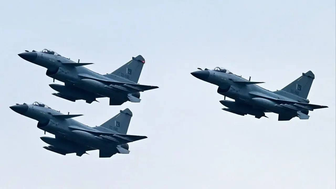 Rusiyanın regiondakı silah bazarına zərbə: Özbəkistan Çinə üz tutur