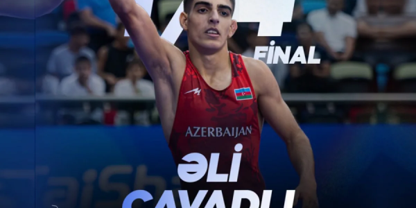 Azərbaycan güləşçisi Əli Cavadlı dünya çempionatında gümüş medal qazanıb