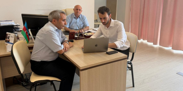 Türkiyənin “Picksoft Bilişim Teknolojiler” şirkətinin nümayəndəsi Mərkəzi Elmi Kitabxanada olub