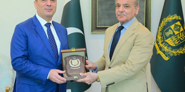 Azərbaycanın Pakistandakı səfiri diplomatik missiyasını başa çatdırır