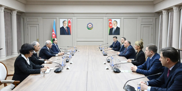 Əli Əsədov Gürcüstanın Baş prokuroru ilə görüşüb