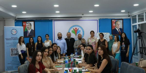 Art-terapiya üzrə beynəlxalq təlim uğurla başa çatdı