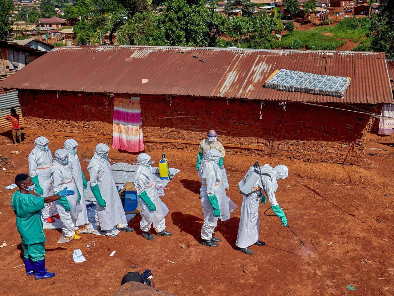 Konqoda Ebola epidemiyası: Ölənlərin sayı 1 500-ü keçib