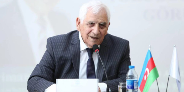 Xalq şairi Nəriman Həsənzadə vəfat edib