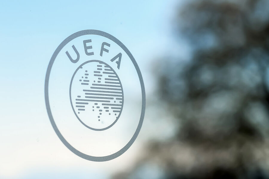 UEFA FİFA-nın qərarını alqışlayıb