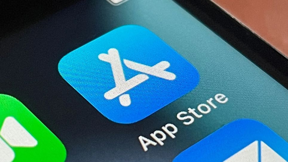 App Store-da diqqətçəkən dəyişiklik: Tətbiqin adı dəyişib