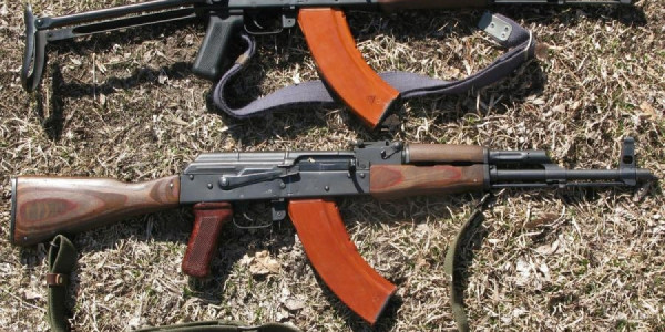 Qanunsuz saxlanılan silah-sursat aşkar edilərək götürüldü