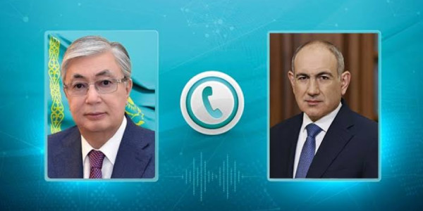Paşinyan Tokayevi Ermənistana səfərə dəvət edib