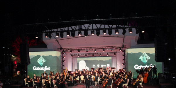 XV Qəbələ Beynəlxalq Musiqi Festivalı başa çatıb