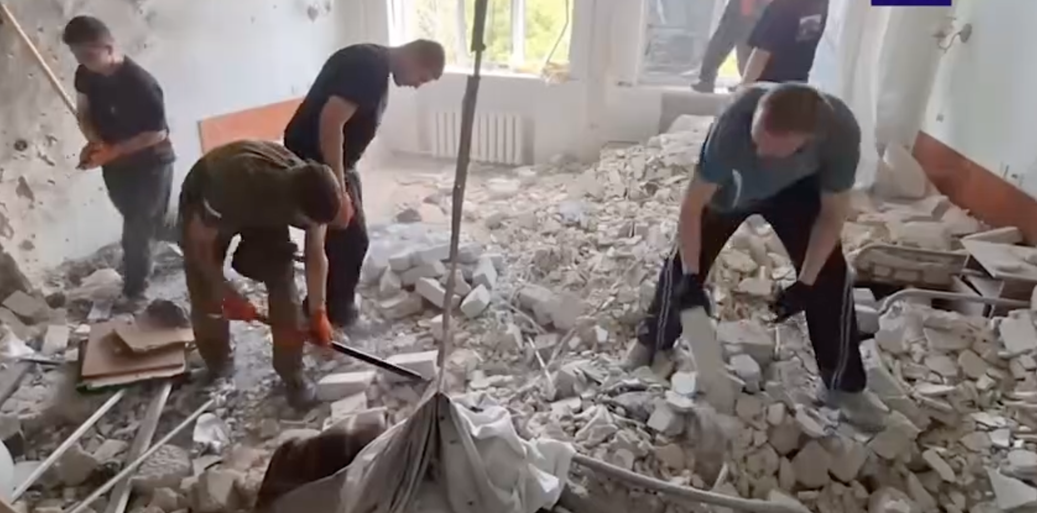 Donetskdə təhlükəli anlar: xəstəxanaya dron hücumu edilib