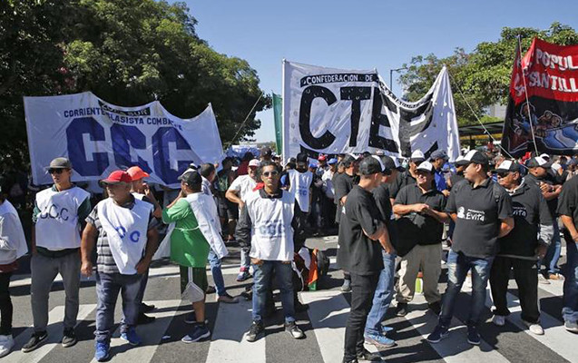 Argentinalılar yeni torpaq islahatına etiraz etdi