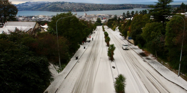 Yeni Zelandiyada 15 ildən sonra qar yağıb