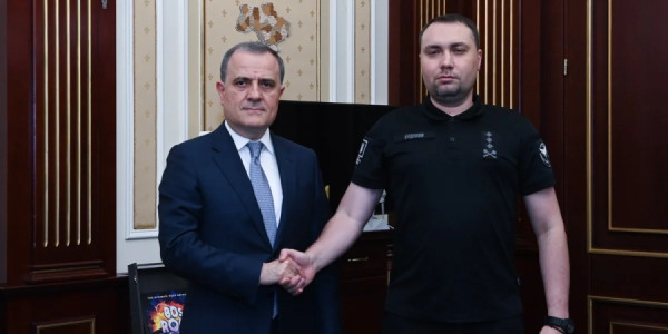 Azərbaycan və Ukrayna arasında intensiv siyasi dialoq müzakirə olunub