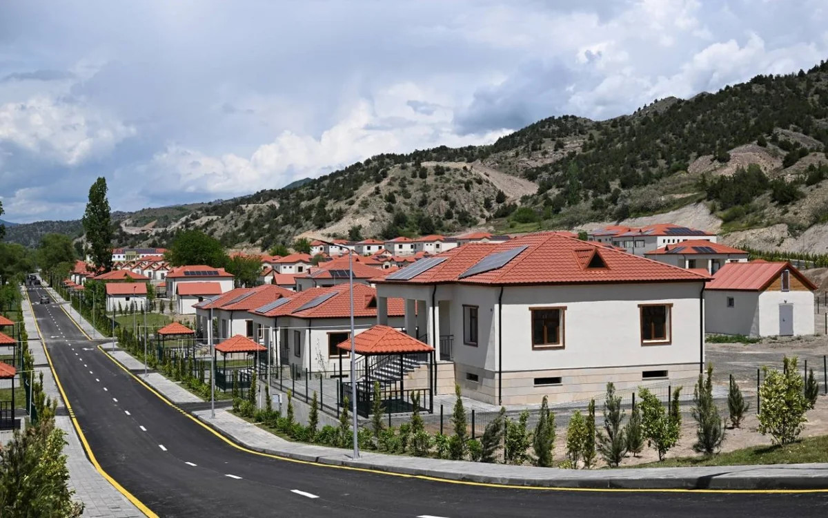 Azad edilmiş ərazilərə 6 ayda 1 milyard manatdan çox vəsait xərclənib
