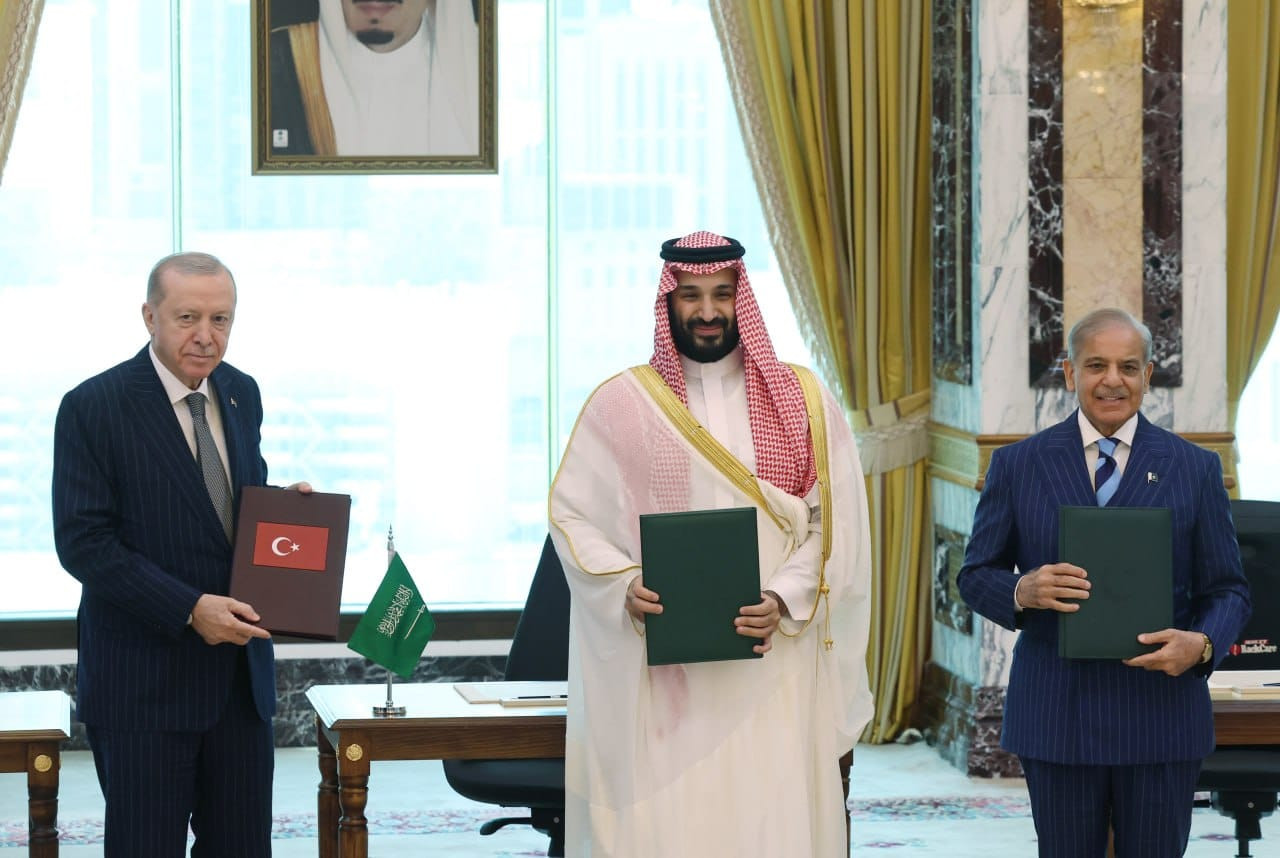 Türkiyə, Səudiyyə Ərəbistanı və Pakistan hərbi saziş imzaladı