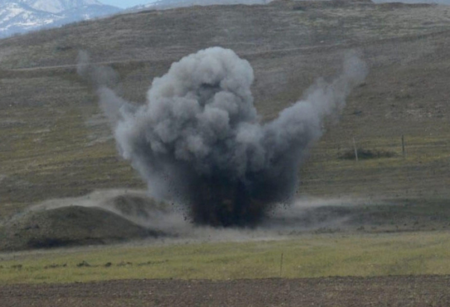 Xocavənd rayonunda buldozer minaya düşüb