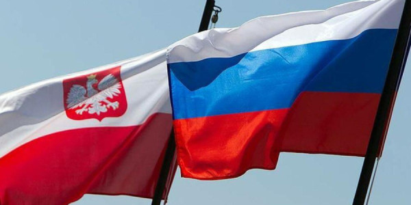Rus deputatdan Polşaya tələb: Torpaqları geri qaytarın