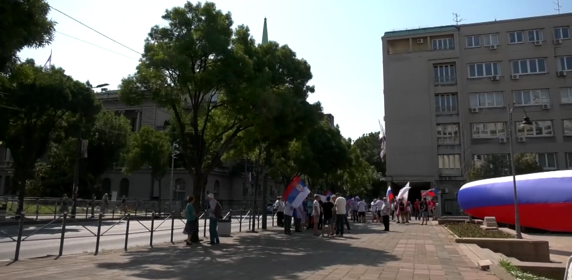 Belqradda siyasi mesaj: Zelenskinin gəlişinə etiraz etdilər