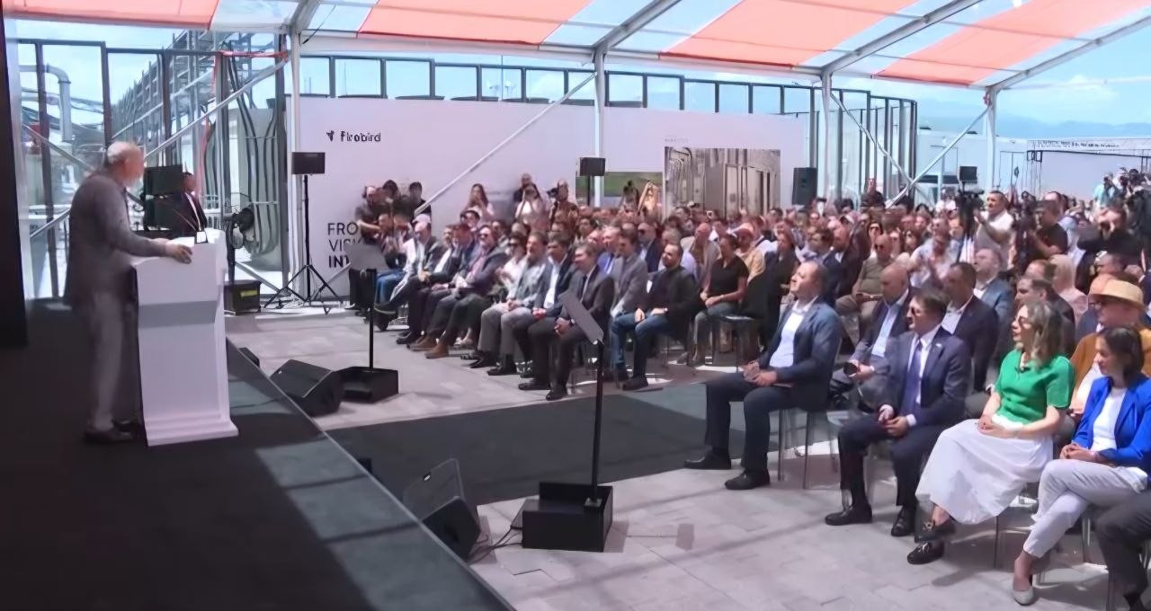 Paşinyan: Ermənistana təəssüf deyil, tərəfdaşlıq lazımdır