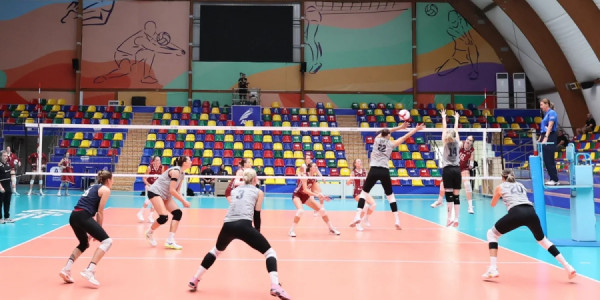Qadın voleybolçulardan ibarət Azərbaycan millisi Bakıda iki yoxlama oyunu keçirib