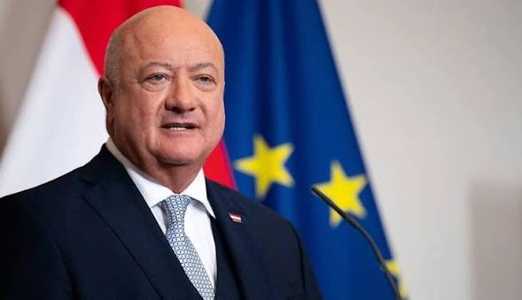 Ərdoğan Ştokeri Türkiyəyə dəvət etdi –