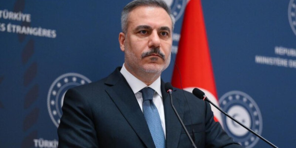 Fidan Fransa və Almaniyanın XİN rəhbərləri ilə danışıb
