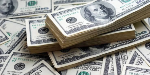 Azərbaycanın xarici dövlət borcu 8 %-ə yaxın azalıb