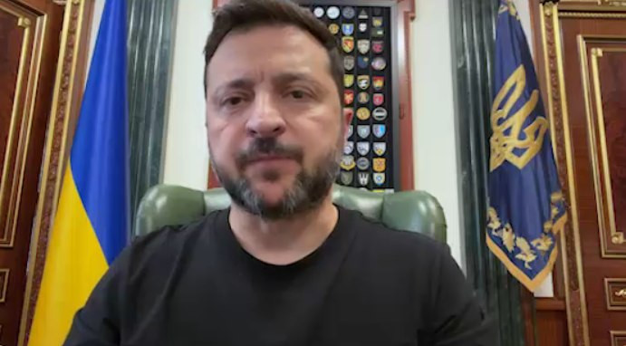 Zelenski: Rusiyada müharibənin dayandırılmasını istəyənlərin sayı artır