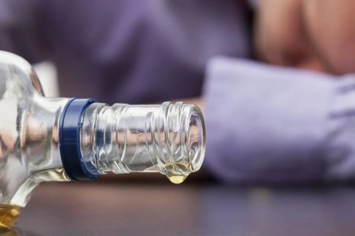 Kimin evində sirkə varsa -